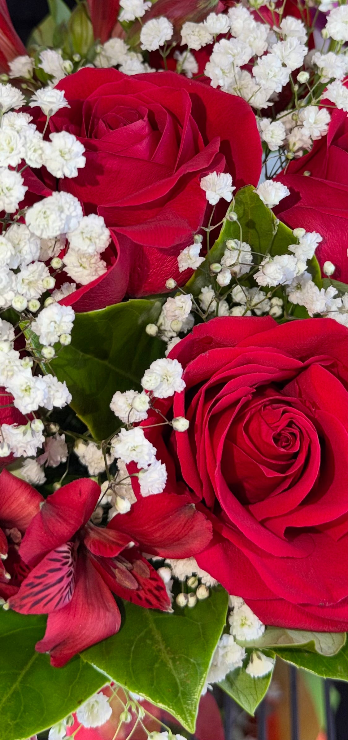 Rose Hatbox Arrangement
